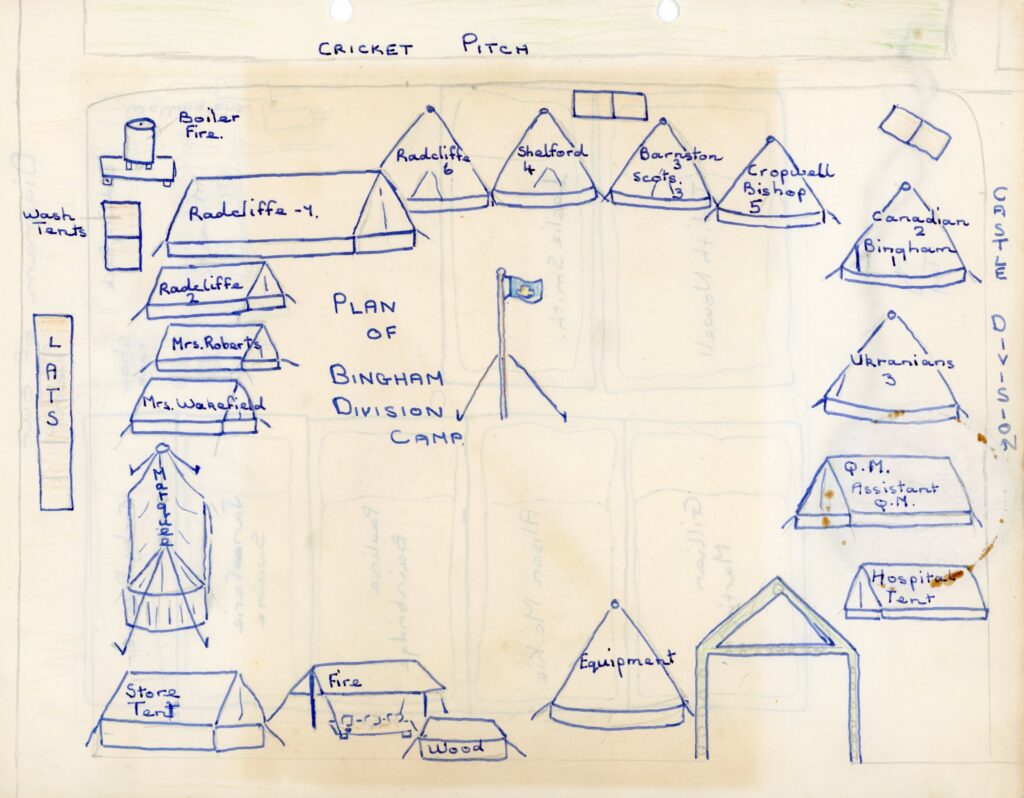 Map a dynnwyd â llaw o Wersyll Adran Bingham yn dangos sawl pebyll wedi'u labelu â'u preswylwyr